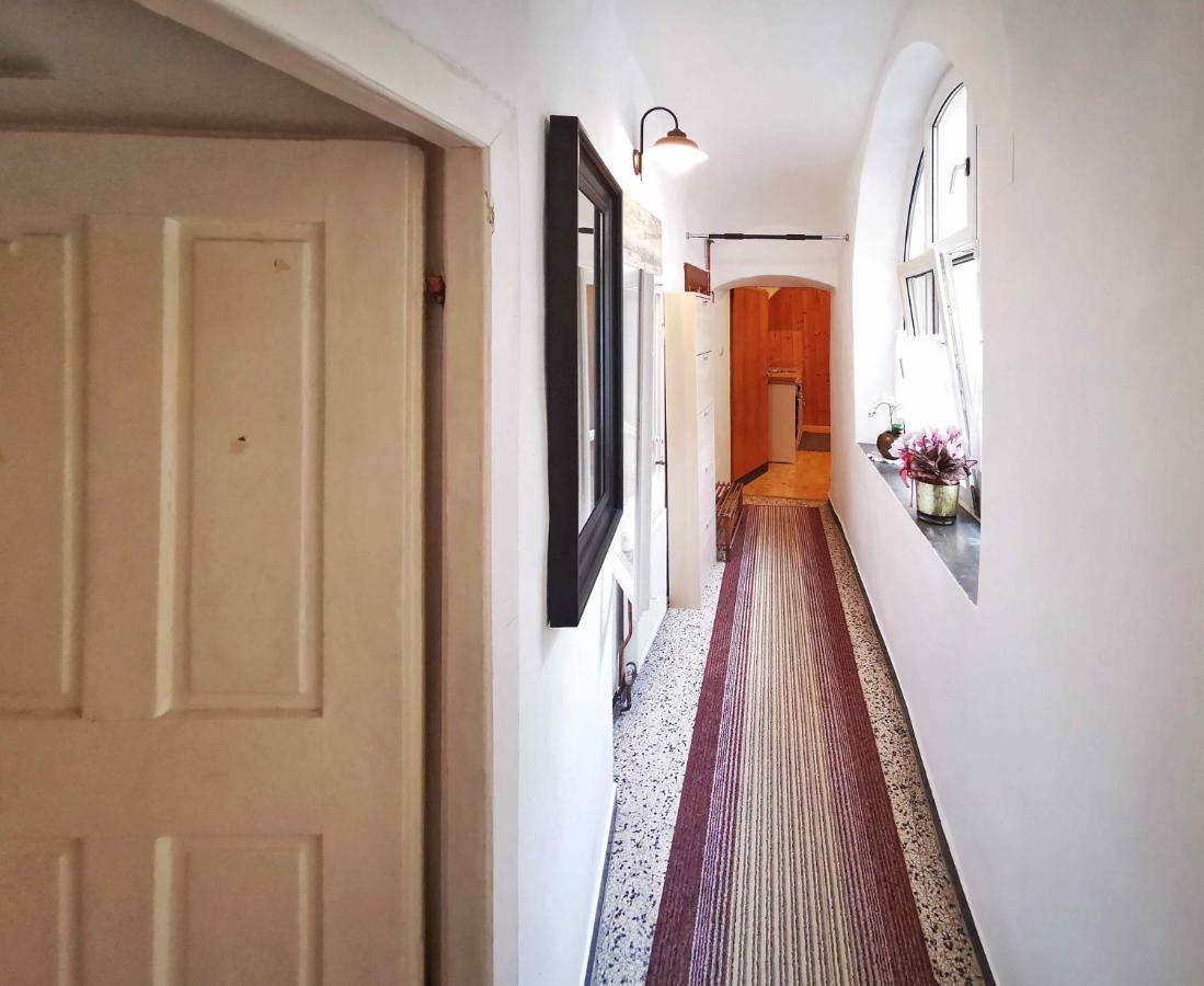 Ferienwohnung Himmelberg 80M2 In Der Altstadt Und Toll Fuer Familien Клагенфурте Экстерьер фото